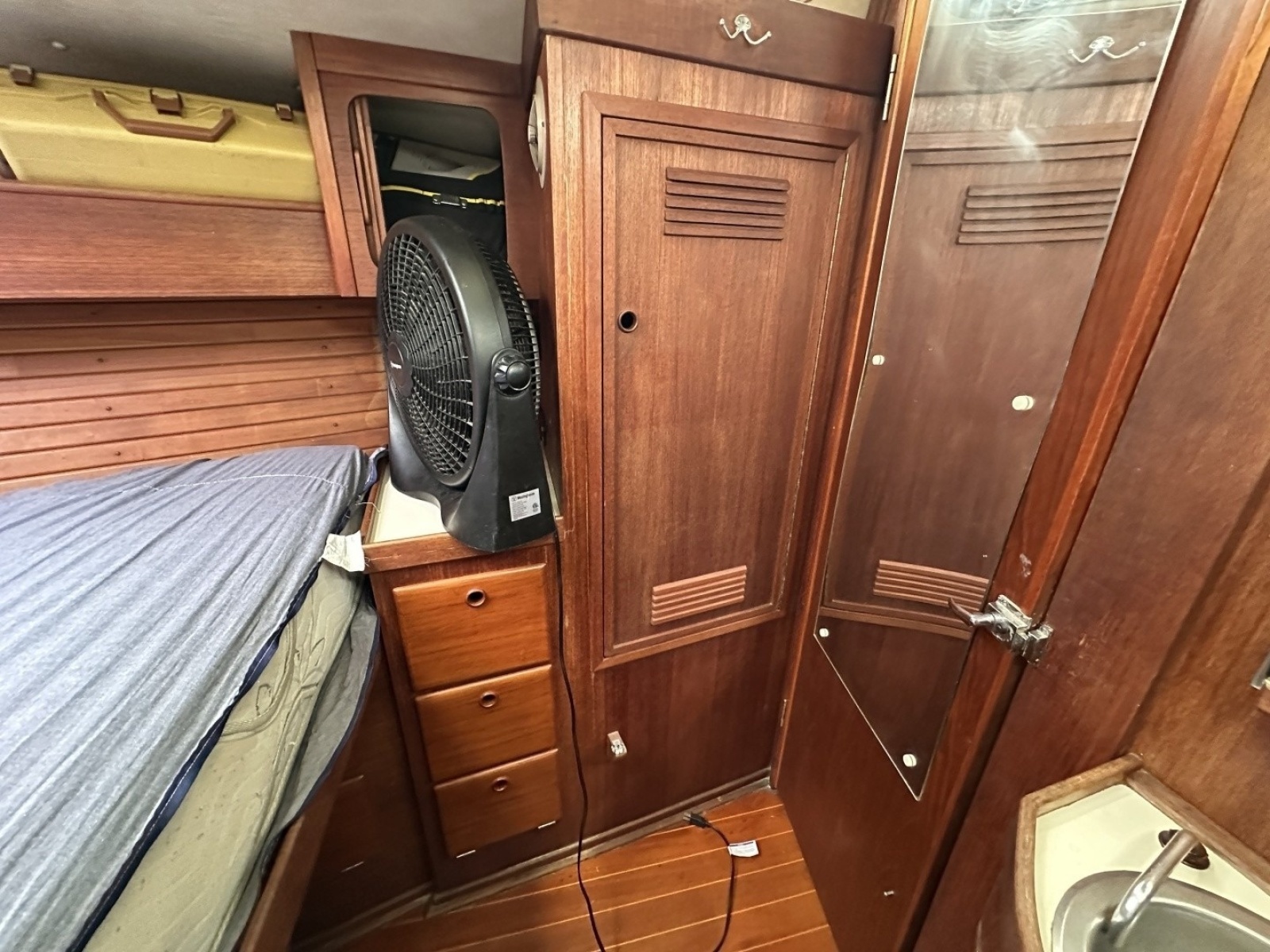 1991 Sabre 425
