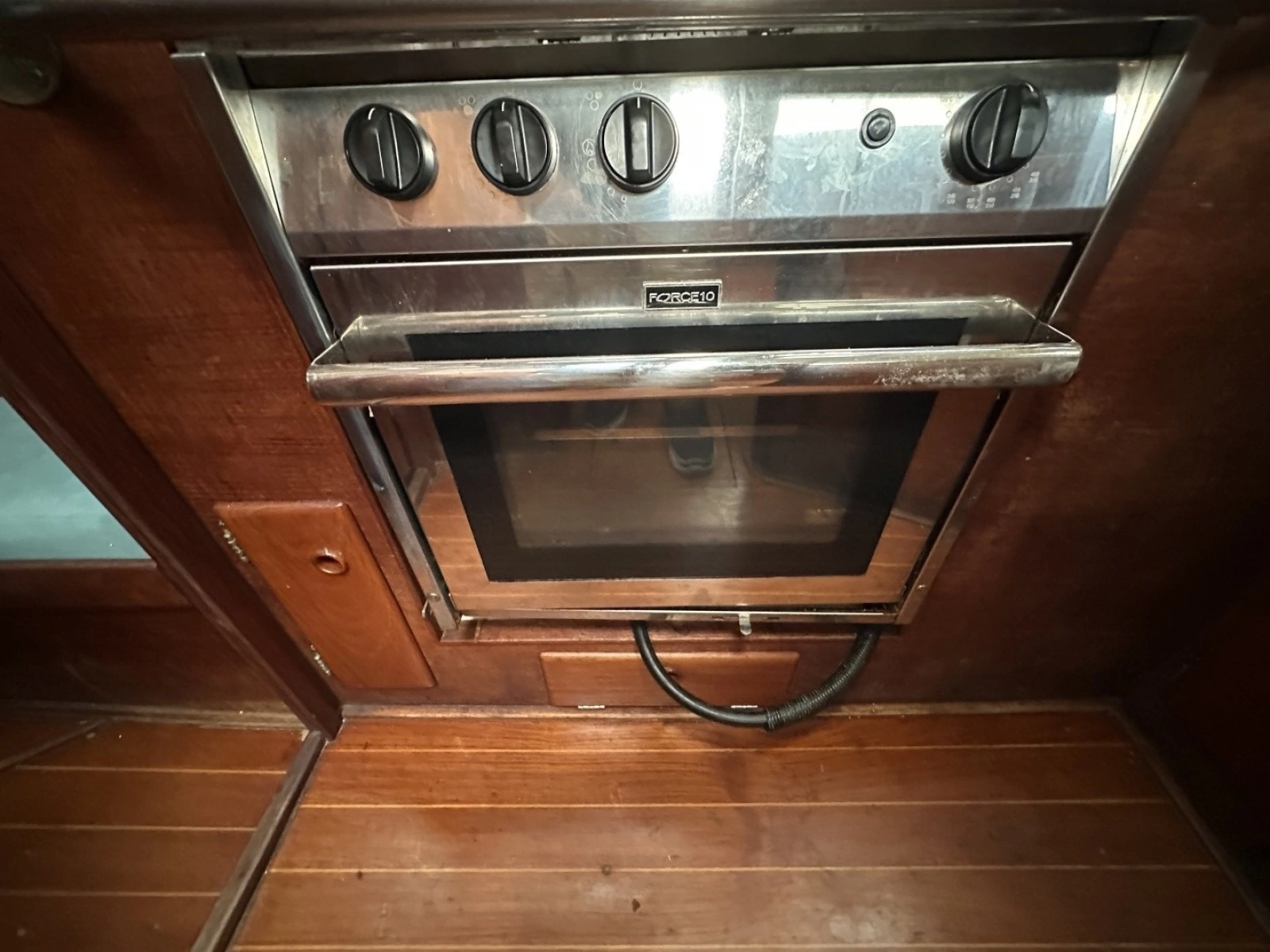 1991 Sabre 425