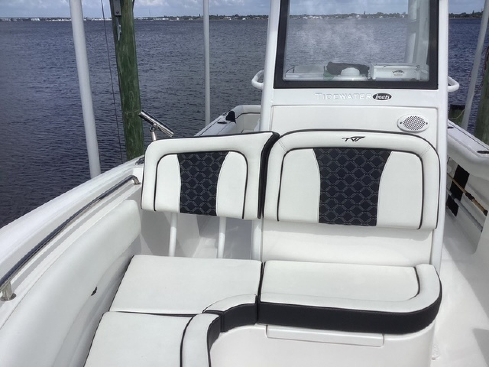 23ft Tidewater Yacht For Sale