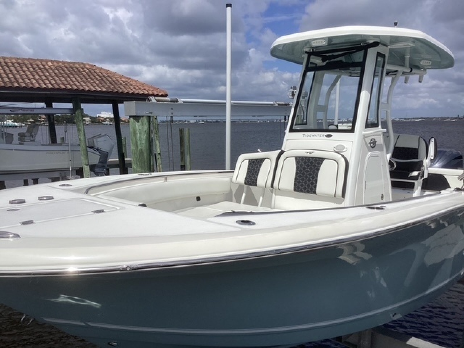 23ft Tidewater Yacht For Sale