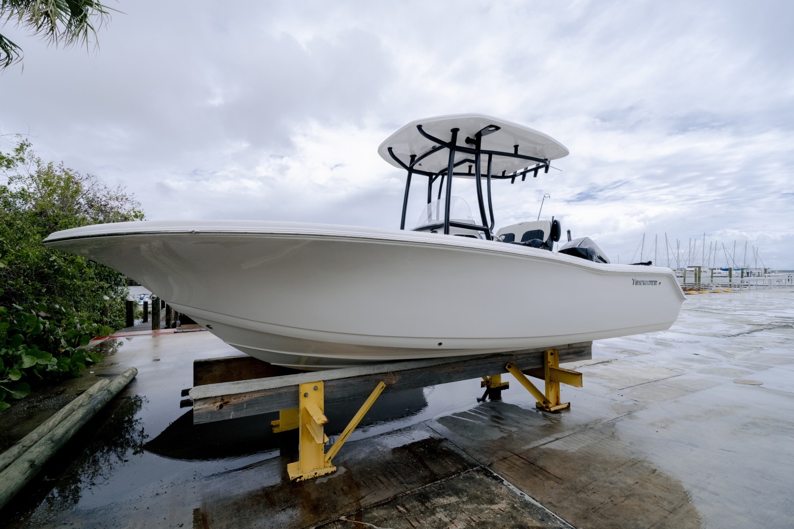 22ft Tidewater Yacht For Sale
