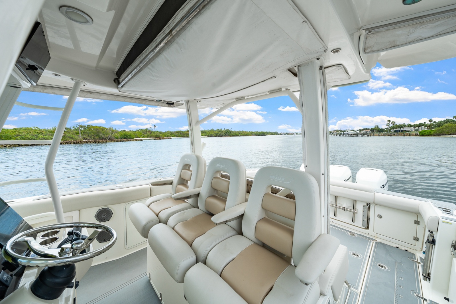 2018 Boston Whaler 380 Outrage