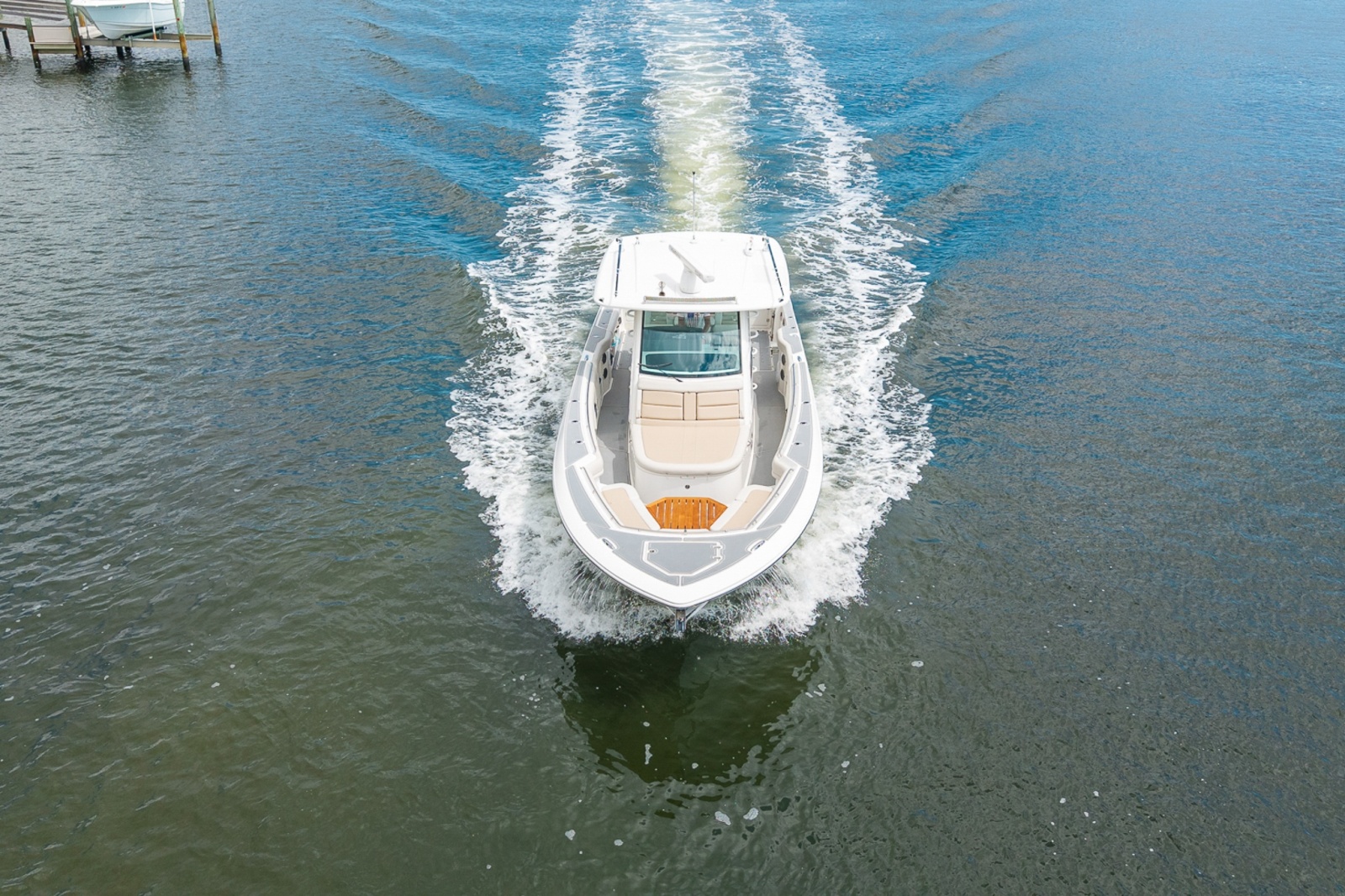 2018 Boston Whaler 380 Outrage