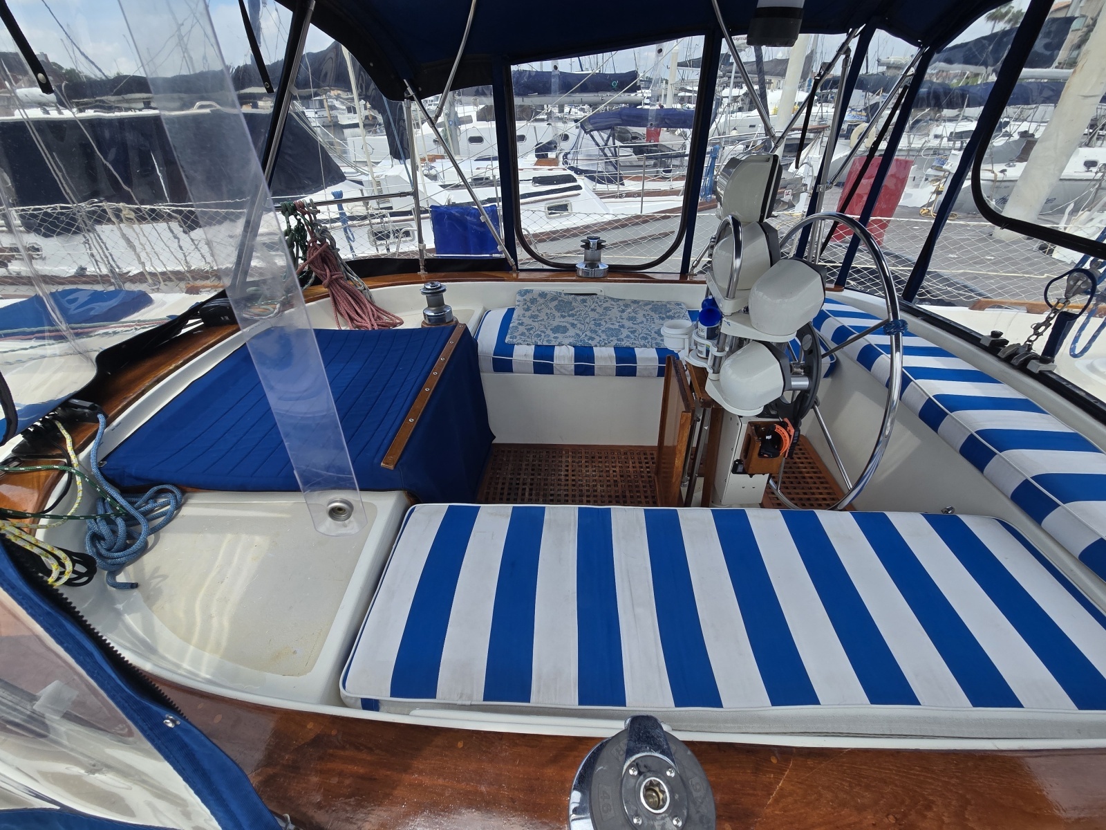 1985 Endeavour 42 CC