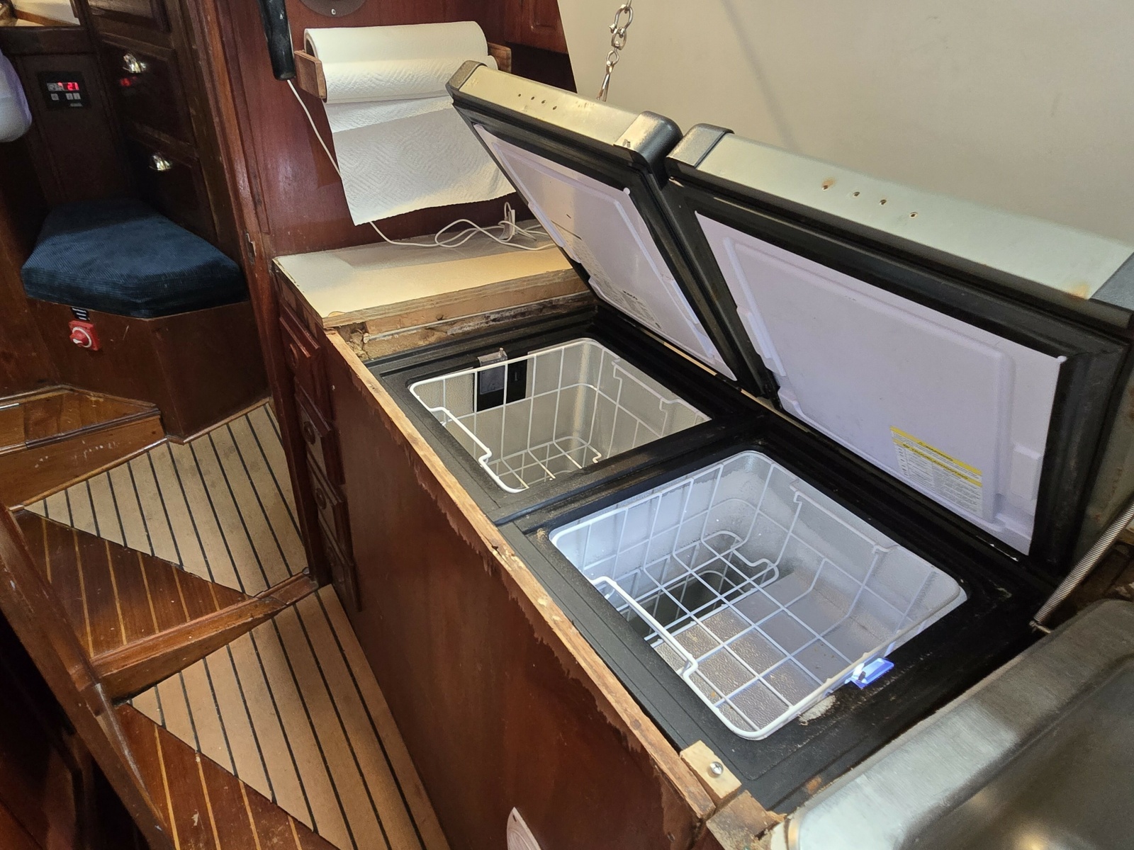 1985 Endeavour 42 CC
