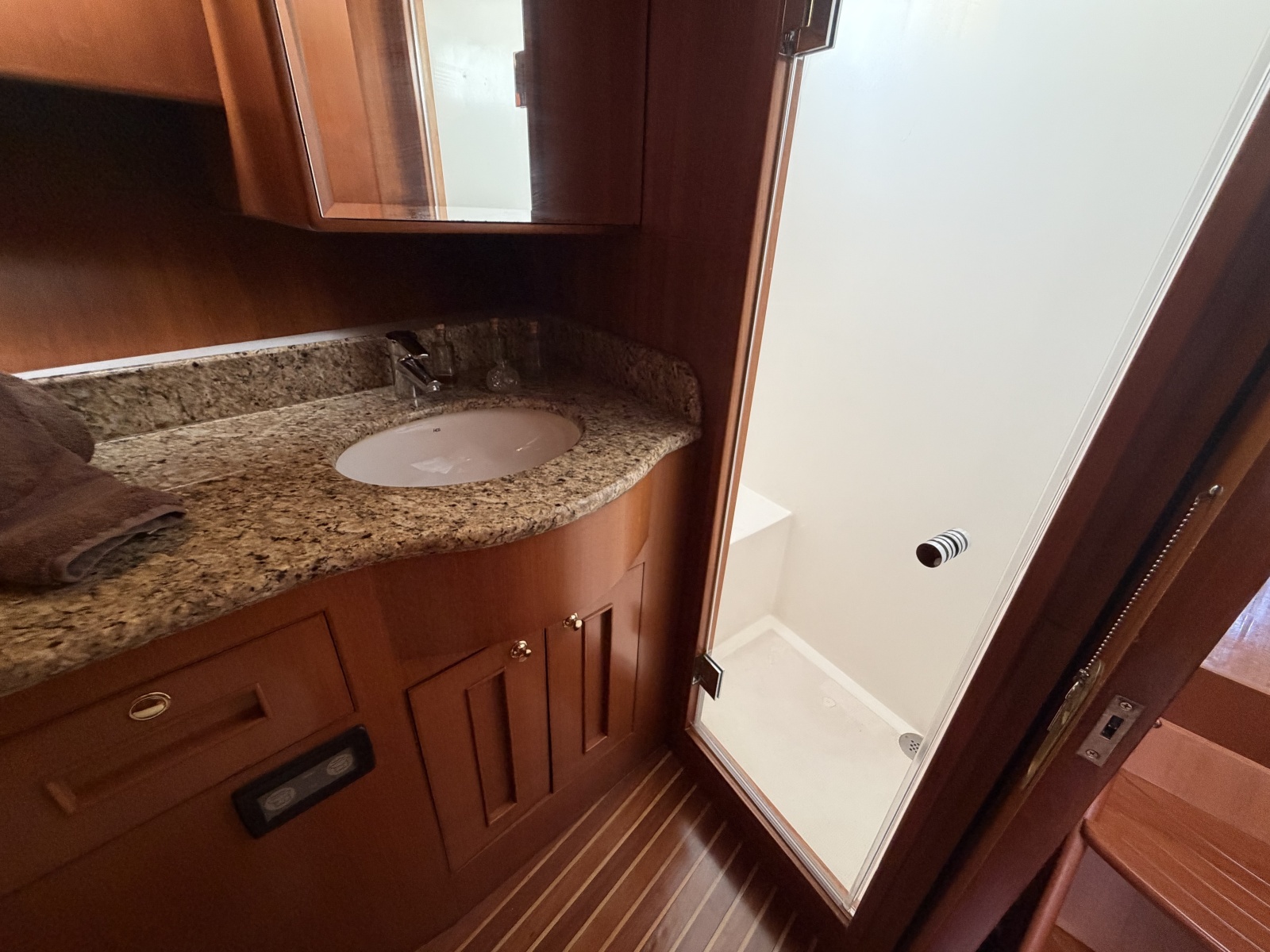 2006 Ocean Alexander 48 Classicco