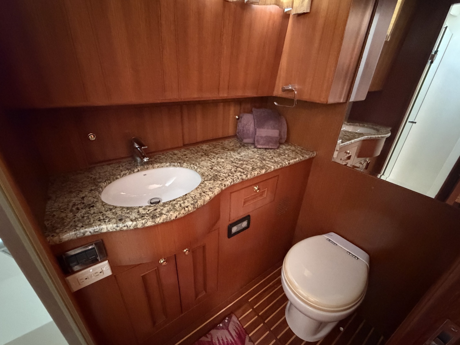 SLOW DANCE 48ft Ocean Alexander Yacht For Sale