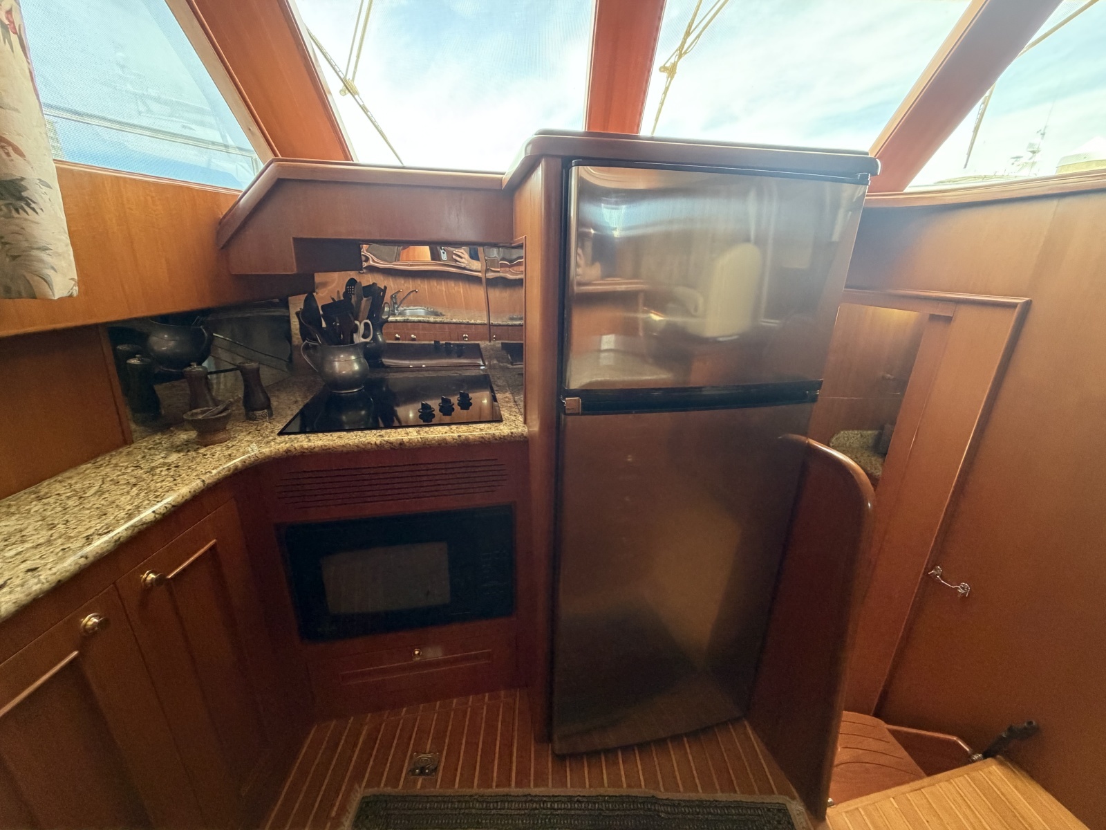 SLOW DANCE 48ft Ocean Alexander Yacht For Sale