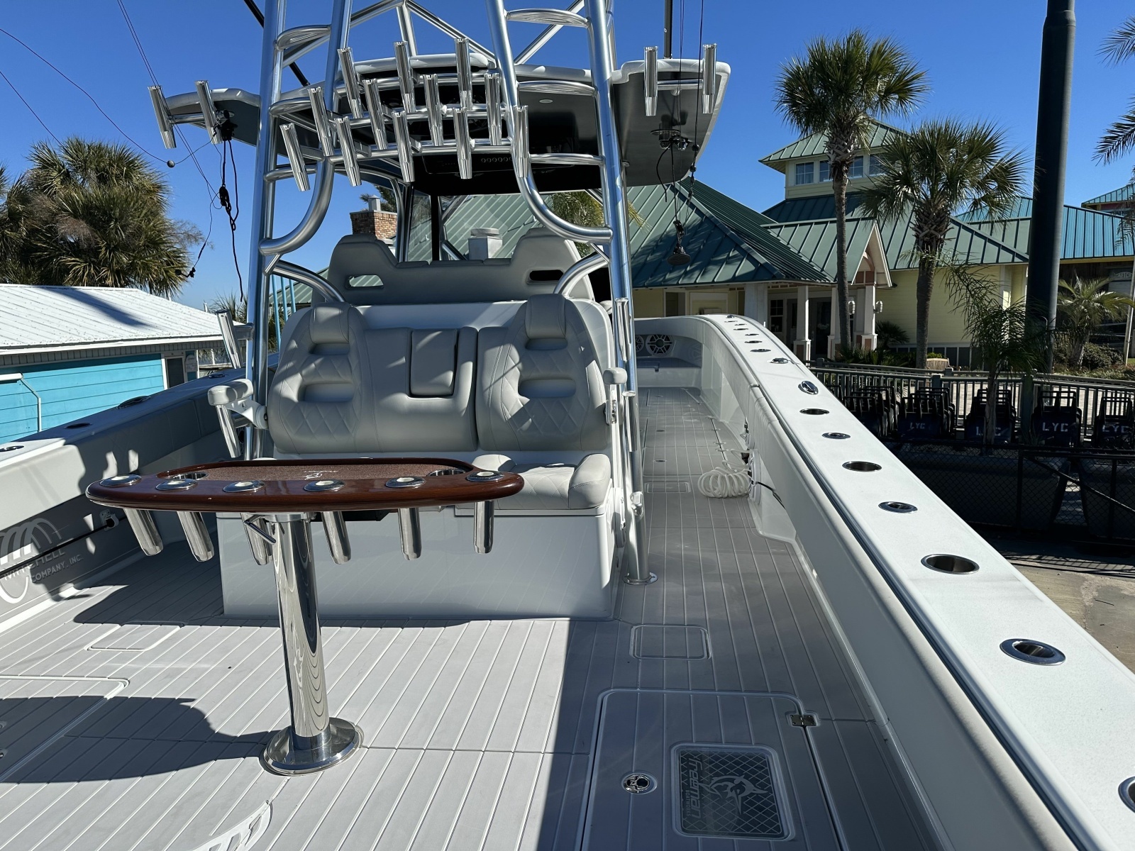 42ft Freeman Yacht For Sale