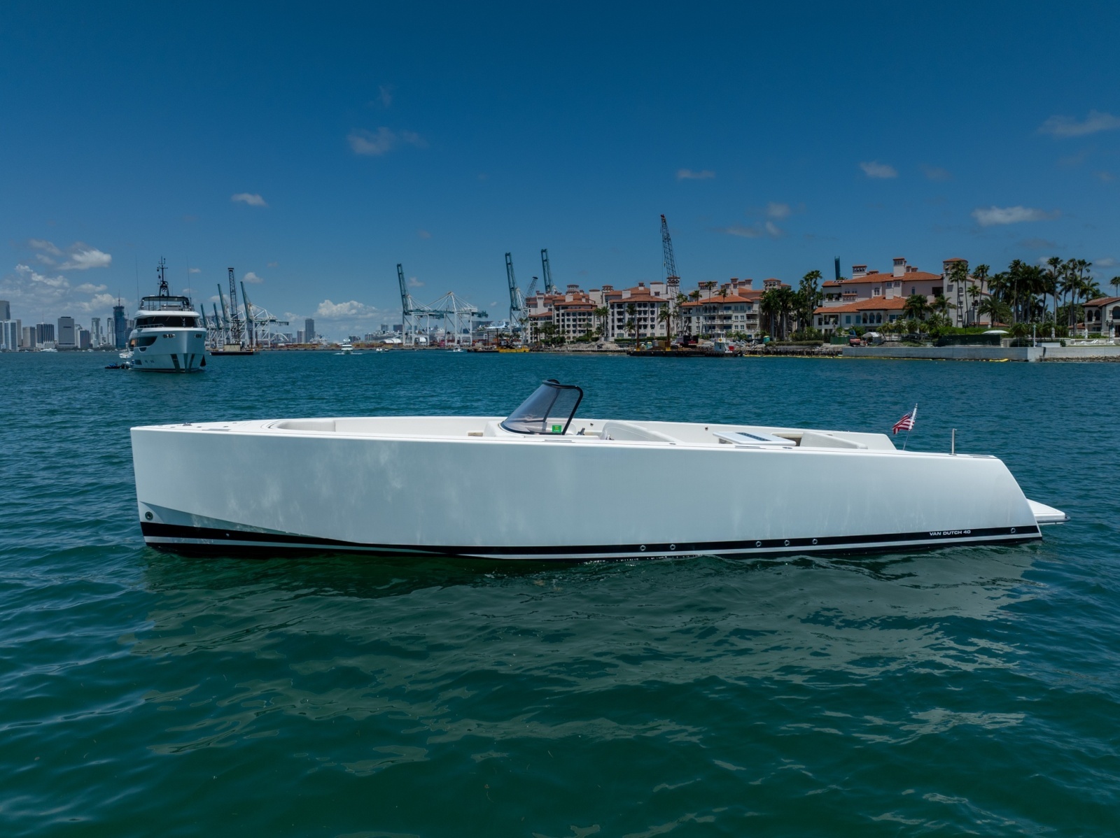 40ft VanDutch Yacht For Sale