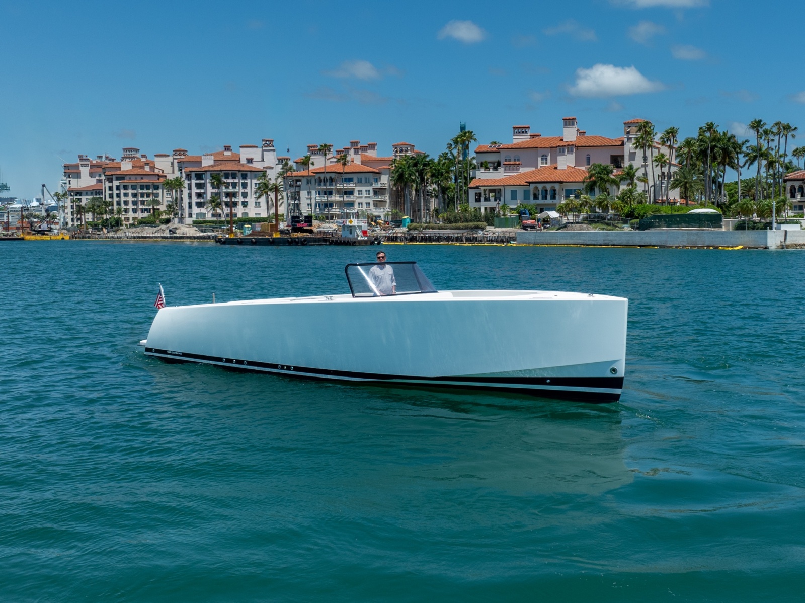 2014 VanDutch 40