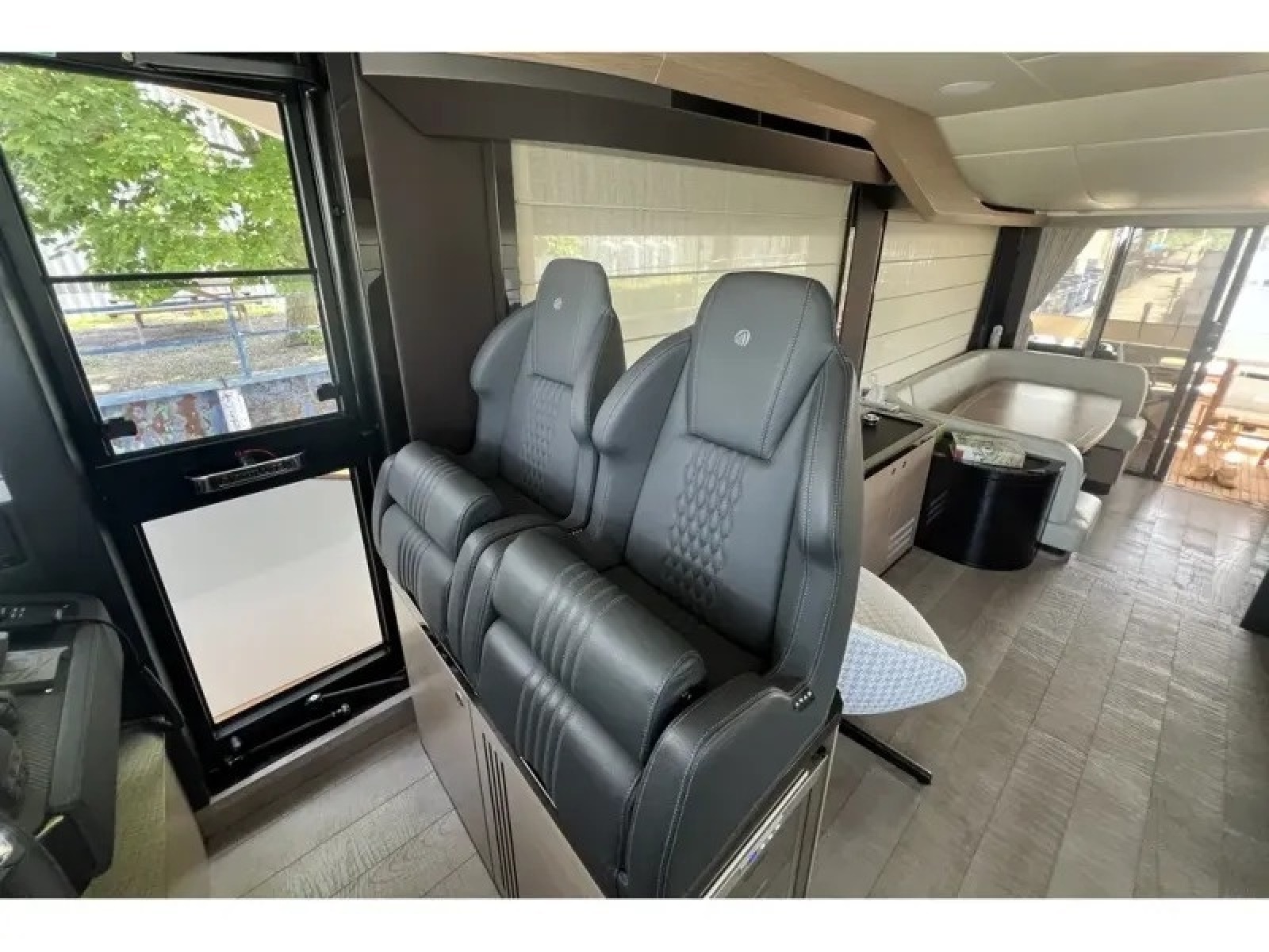2024 Absolute NAVETTA 58