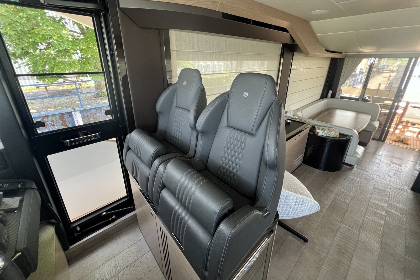 2024 Absolute NAVETTA 58