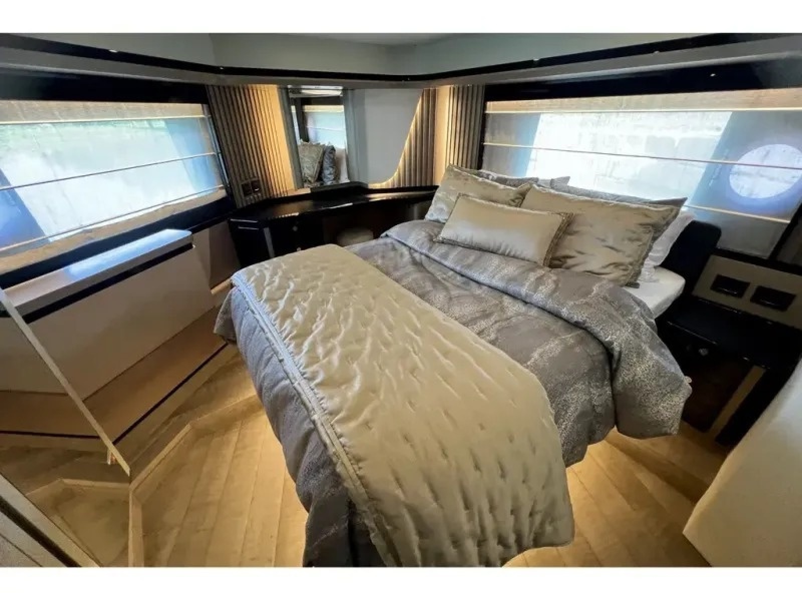 2024 Absolute NAVETTA 58