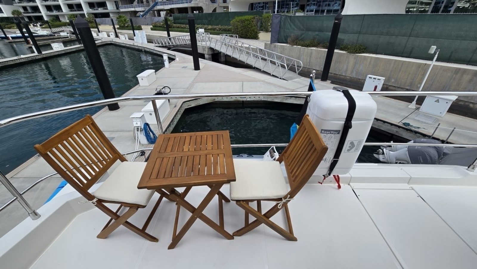 2025 Aquila 54 YACHT