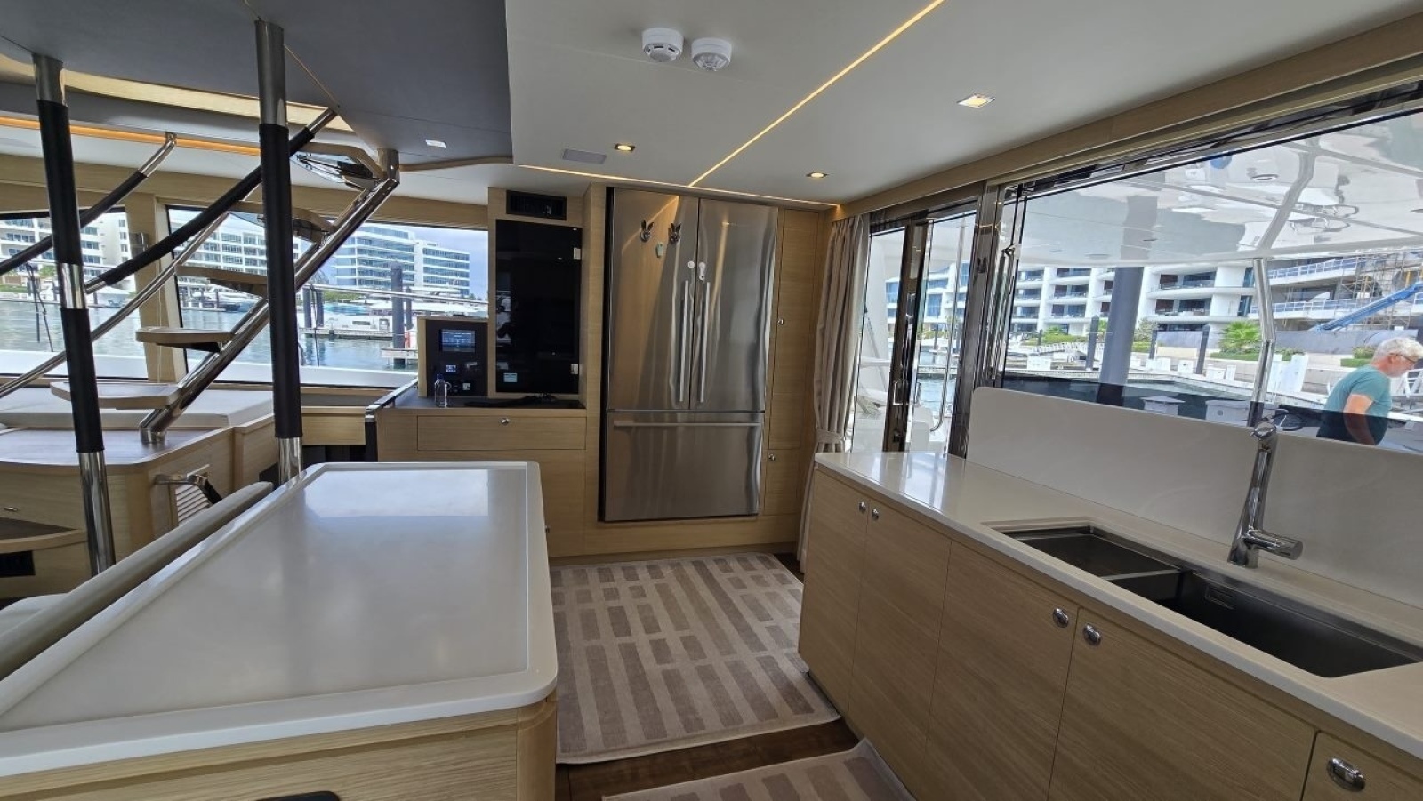 2025 Aquila 54 YACHT