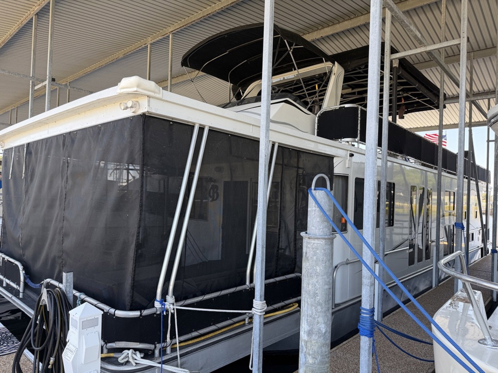 2001 Horizon 6015