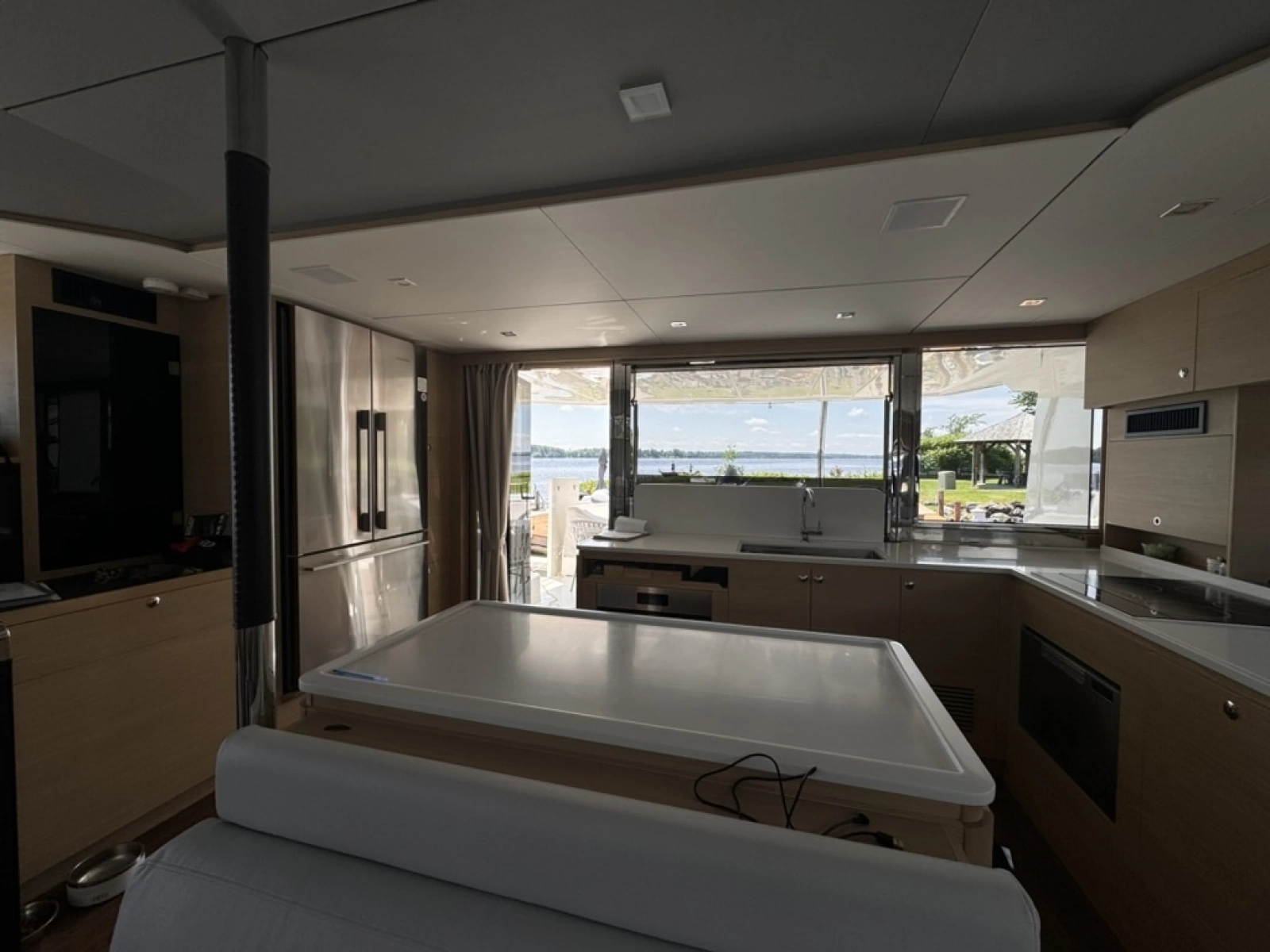 2024 Aquila 54 YACHT