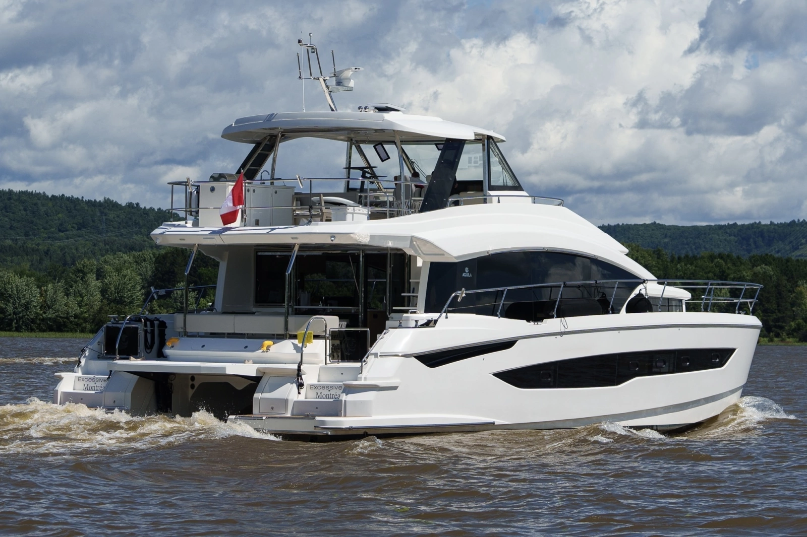 2024 Aquila 54 YACHT