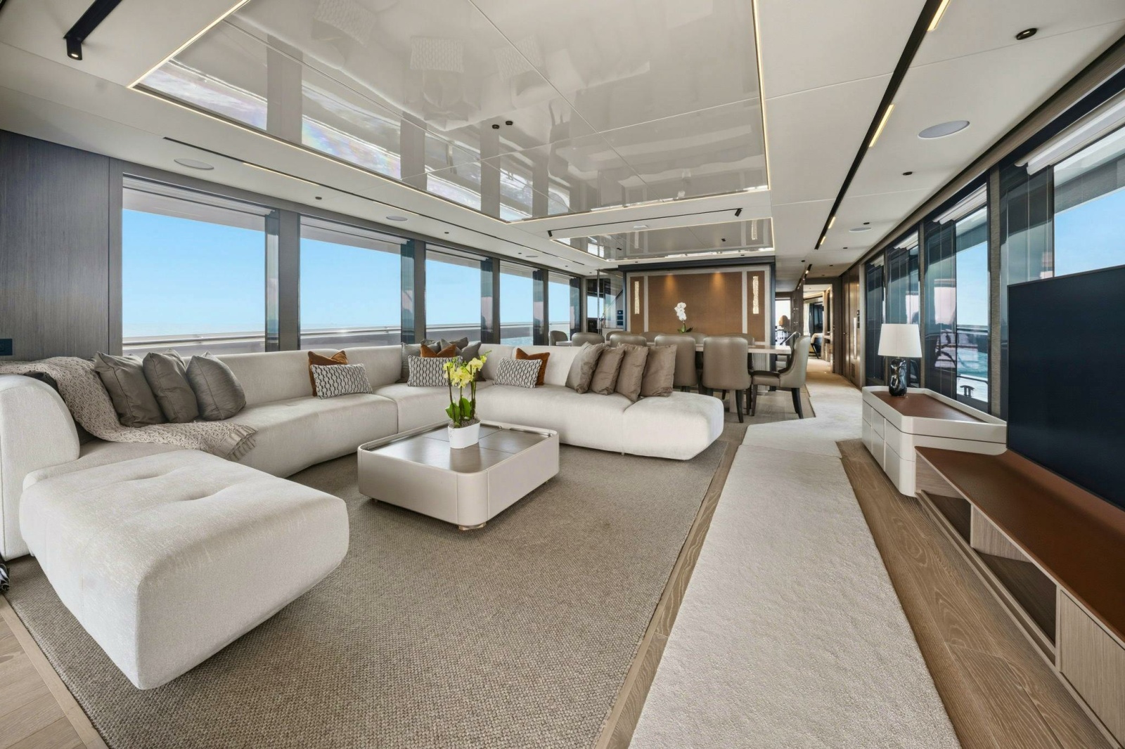 2024 Sunseeker Sunseeker 100 Yacht