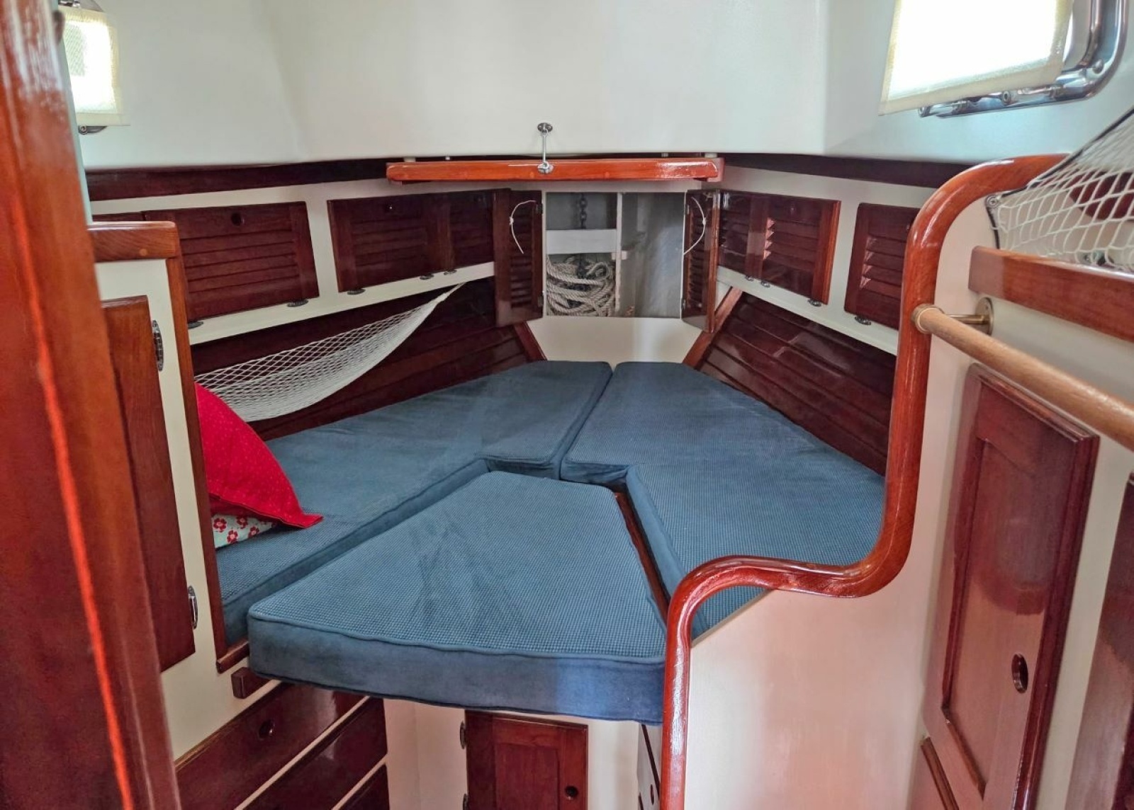 Song 40ft Bristol Yacht For Sale
