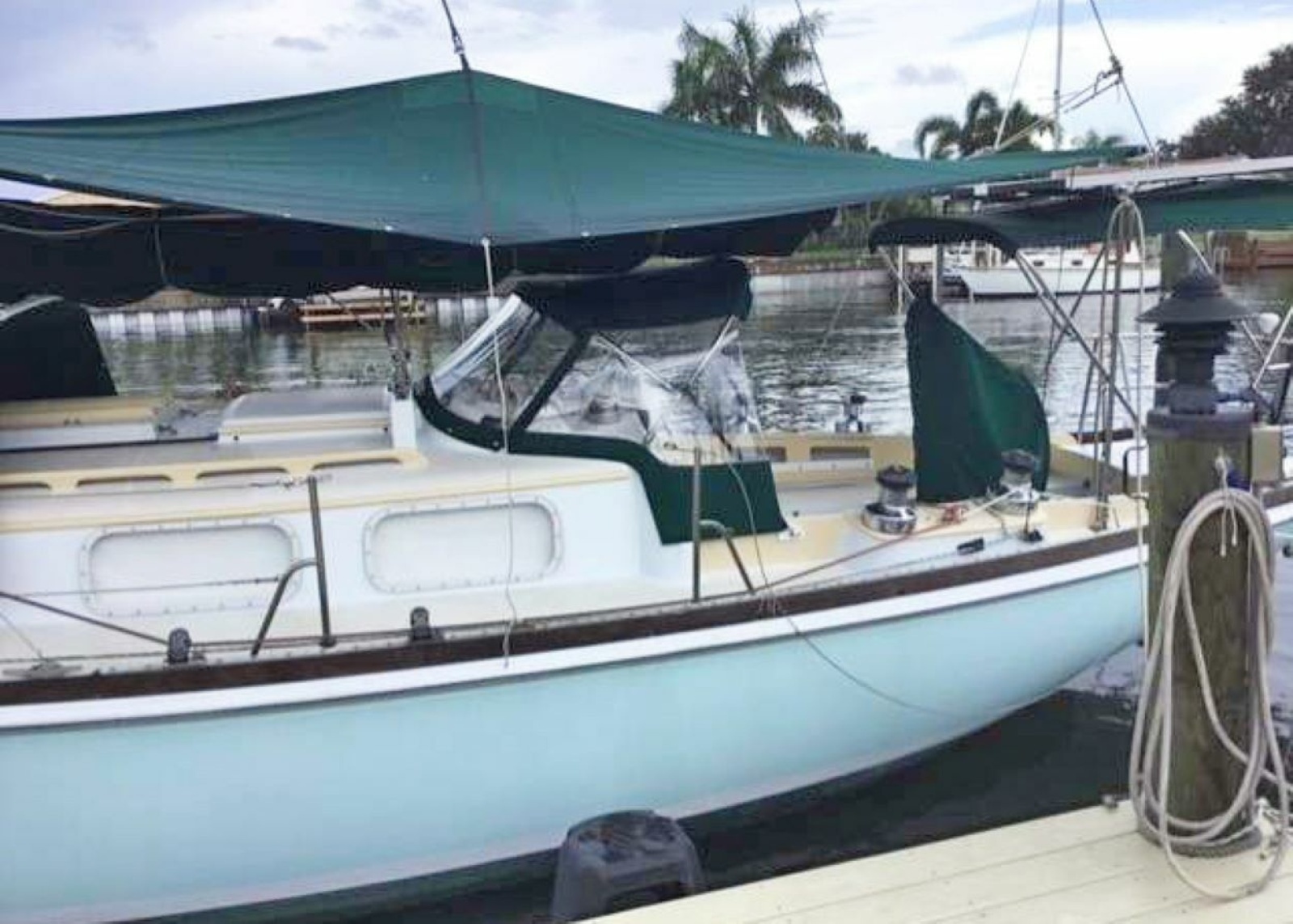 Song 40ft Bristol Yacht For Sale