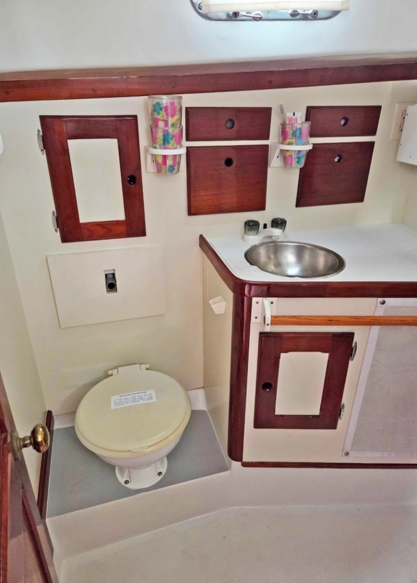 Song 40ft Bristol Yacht For Sale