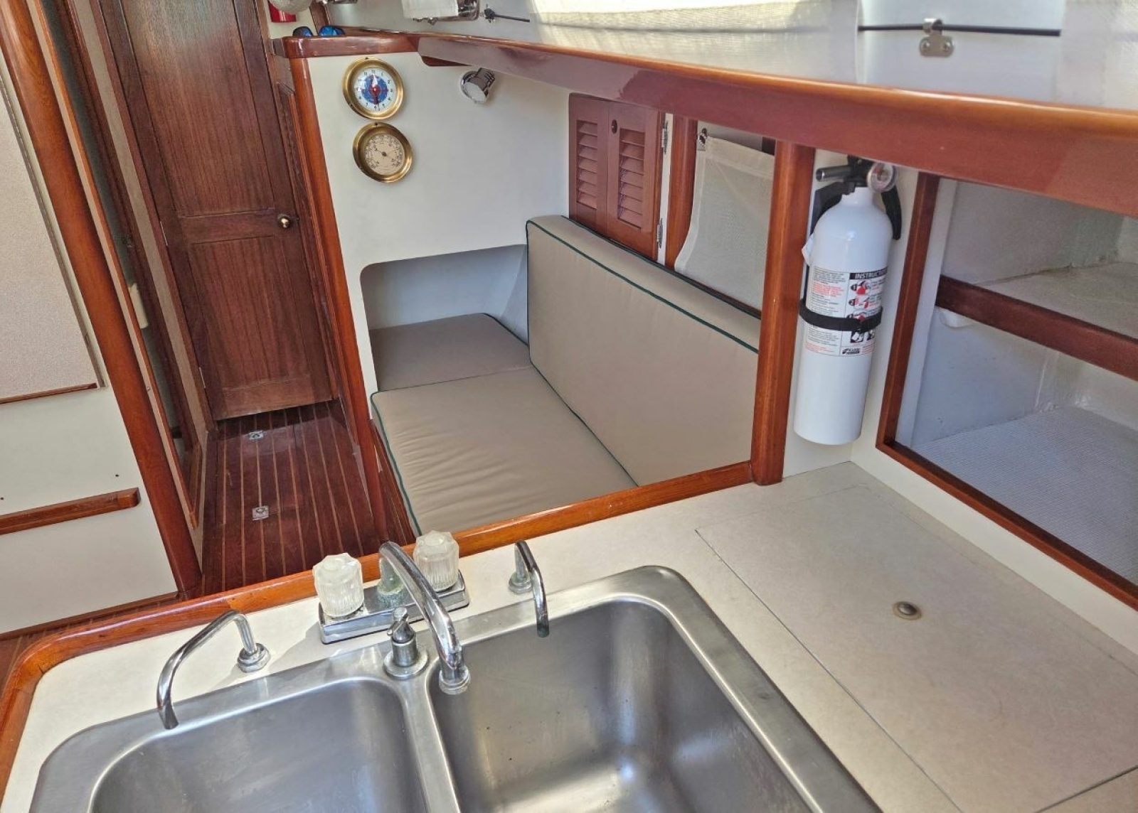Song 40ft Bristol Yacht For Sale