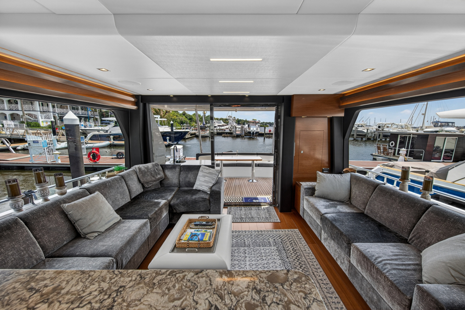2021 Ocean Alexander 70E