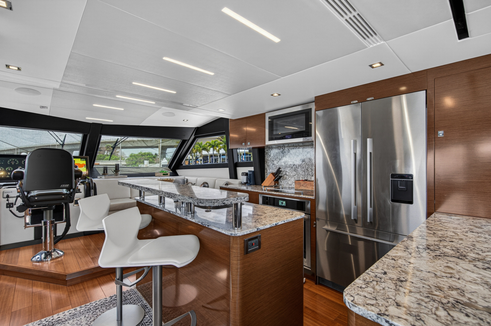 70ft Ocean Alexander Yacht For Sale