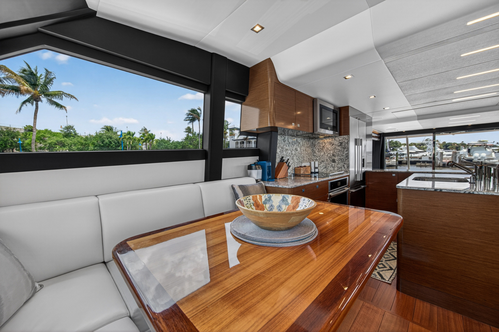 2021 Ocean Alexander 70E