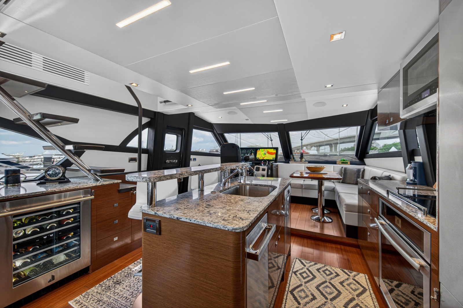 70ft Ocean Alexander Yacht For Sale