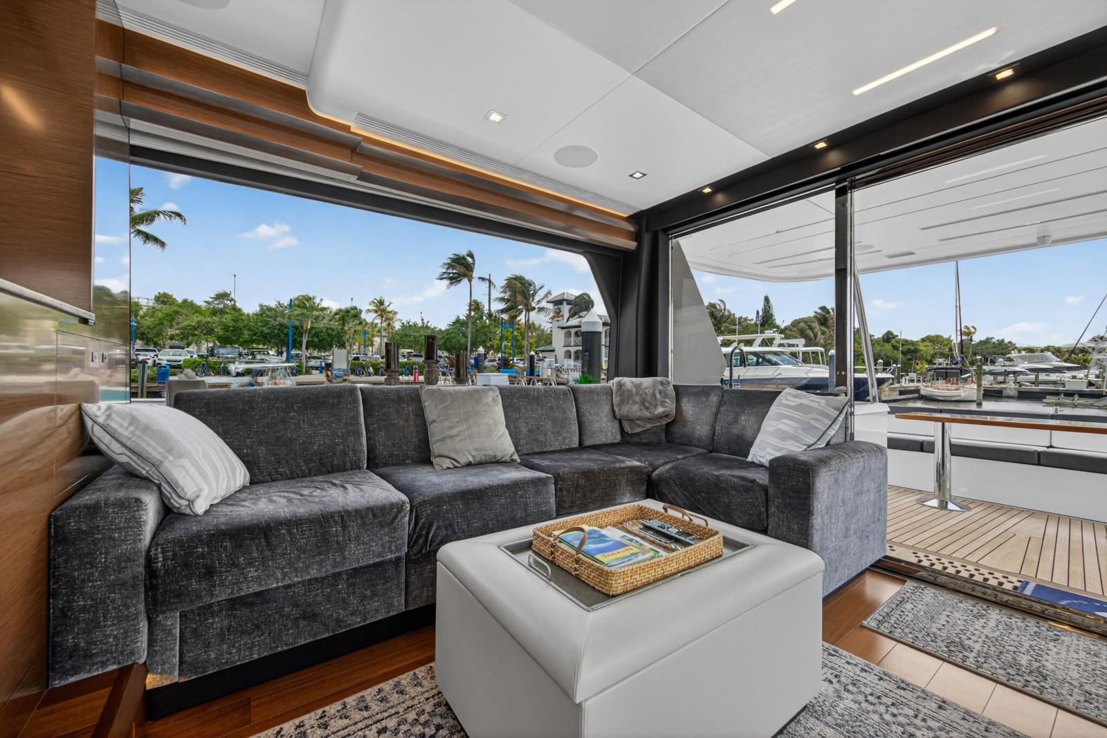 2021 Ocean Alexander 70E