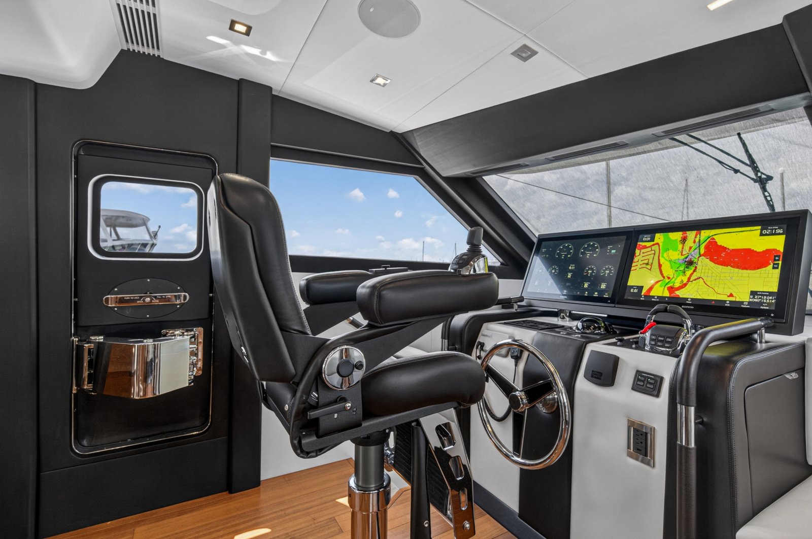 70ft Ocean Alexander Yacht For Sale