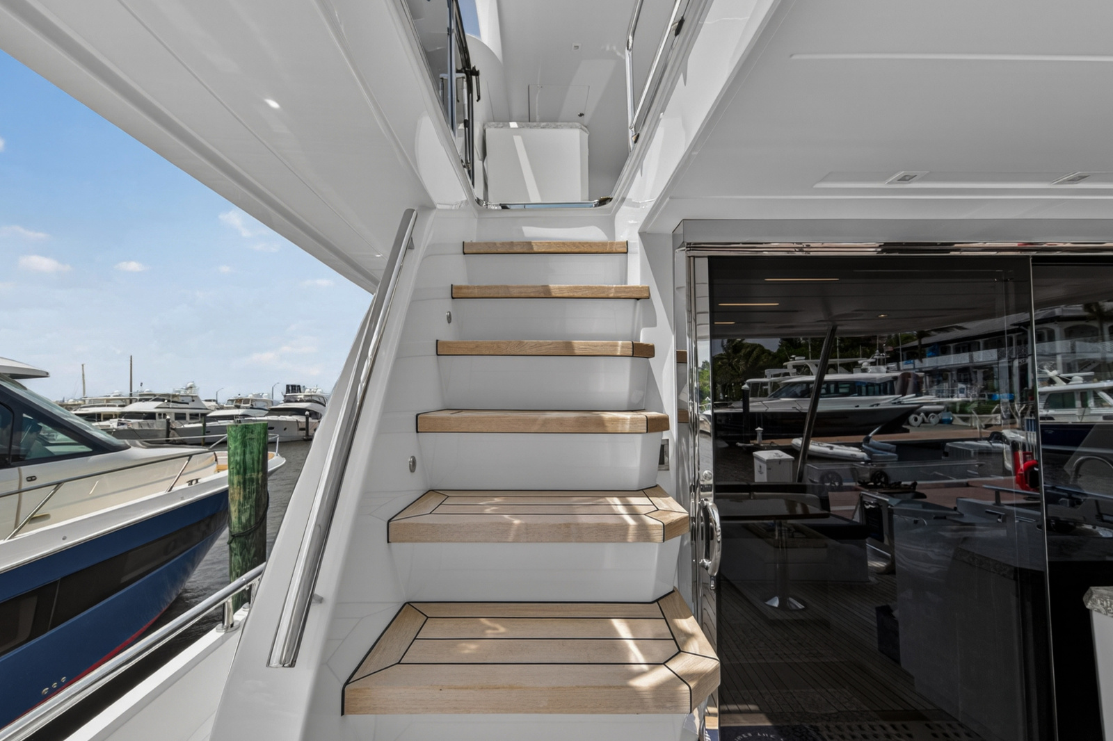 2021 Ocean Alexander 70E