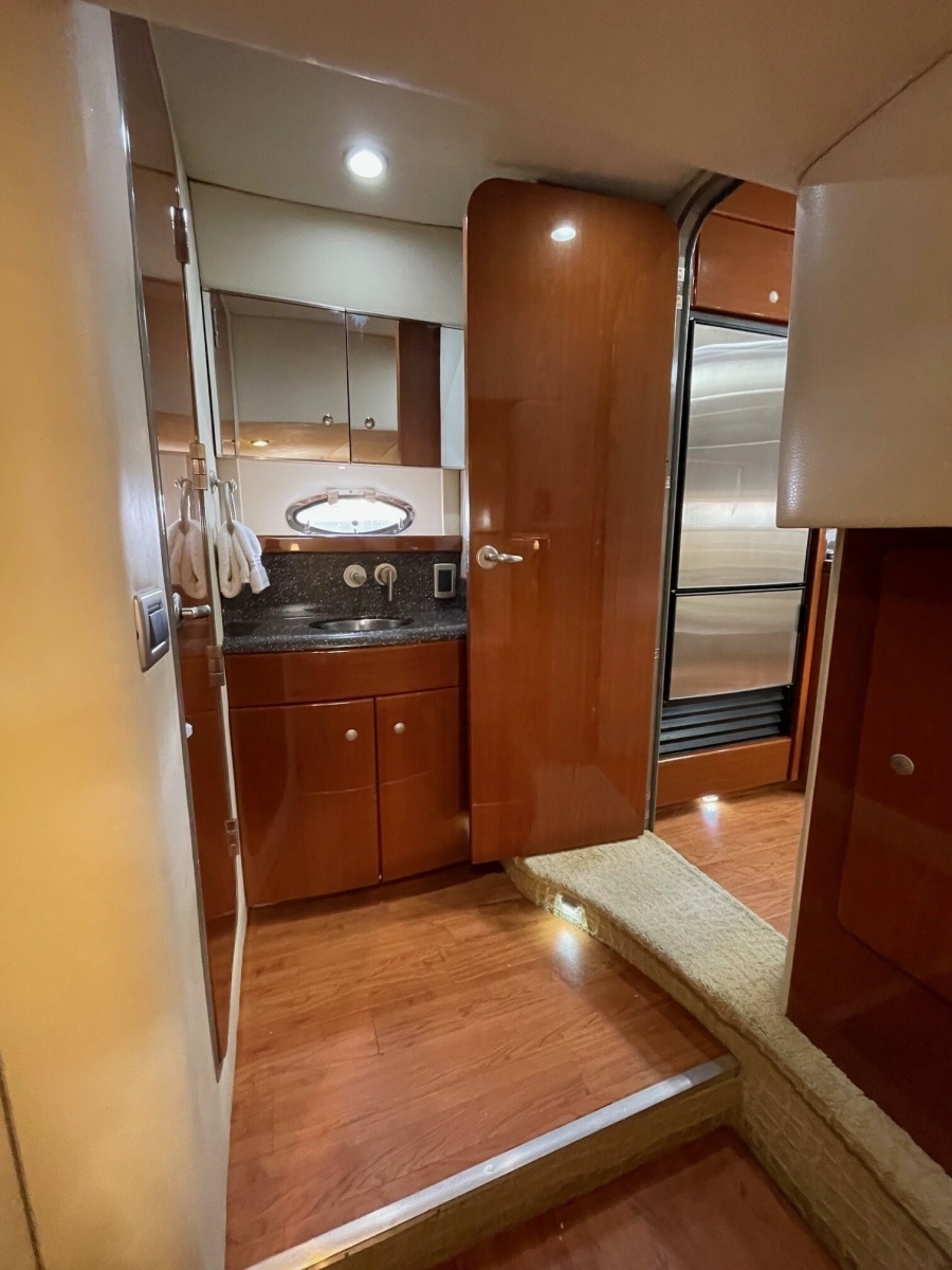 2008 Formula 45 Yacht