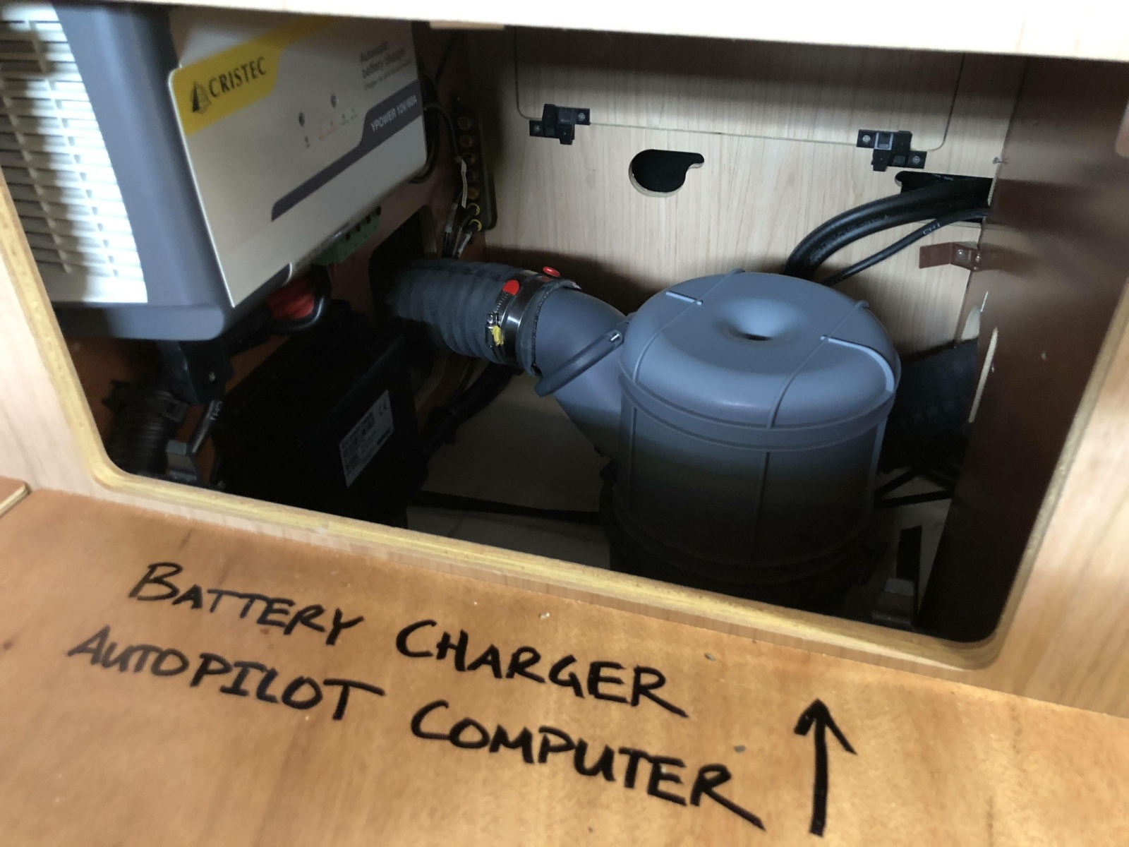 2018 Beneteau Oceanis 41.1