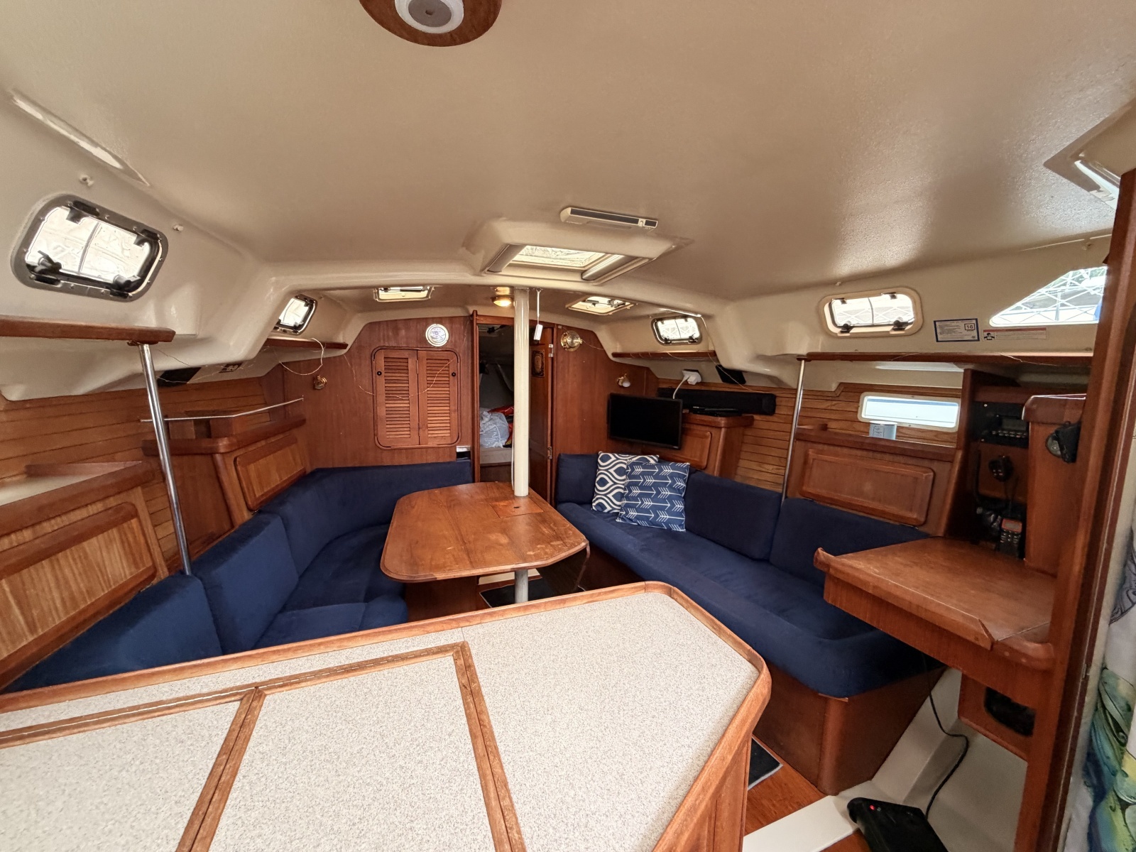 Hunter 37.5 interior facing forward
