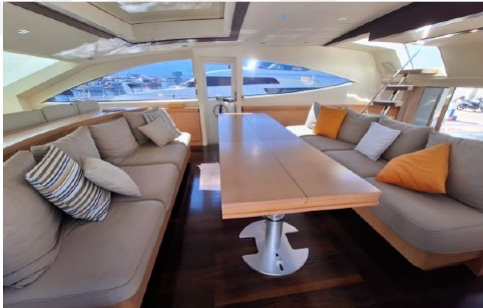 86ft Cerri Cantieri Navali Yacht For Sale