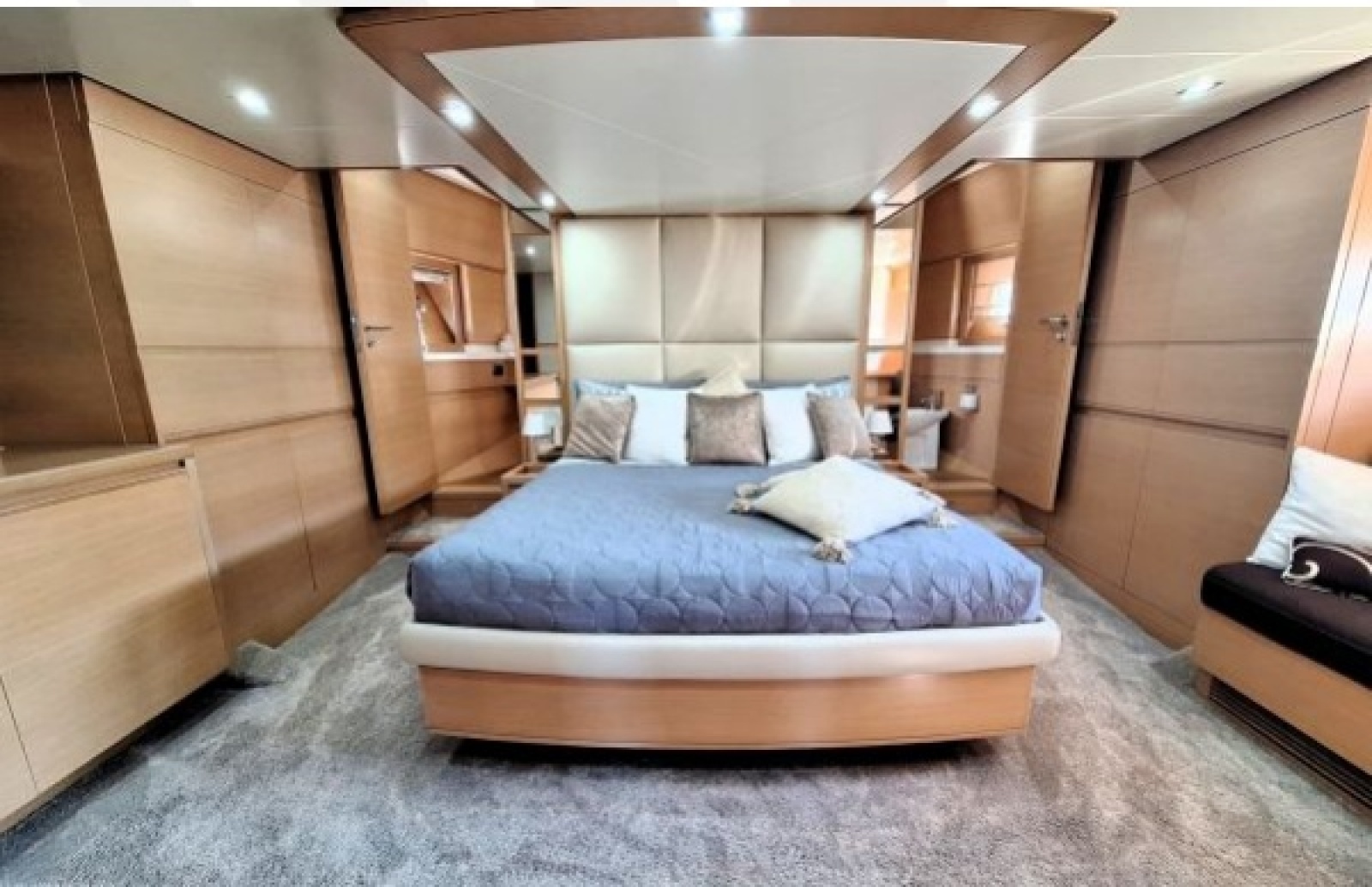 86ft Cerri Cantieri Navali Yacht For Sale