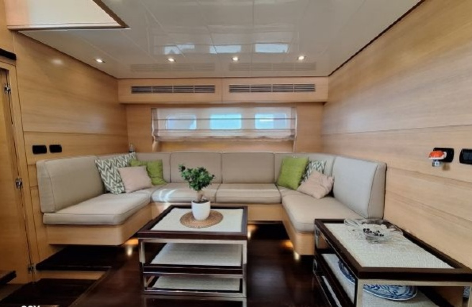 86ft Cerri Cantieri Navali Yacht For Sale