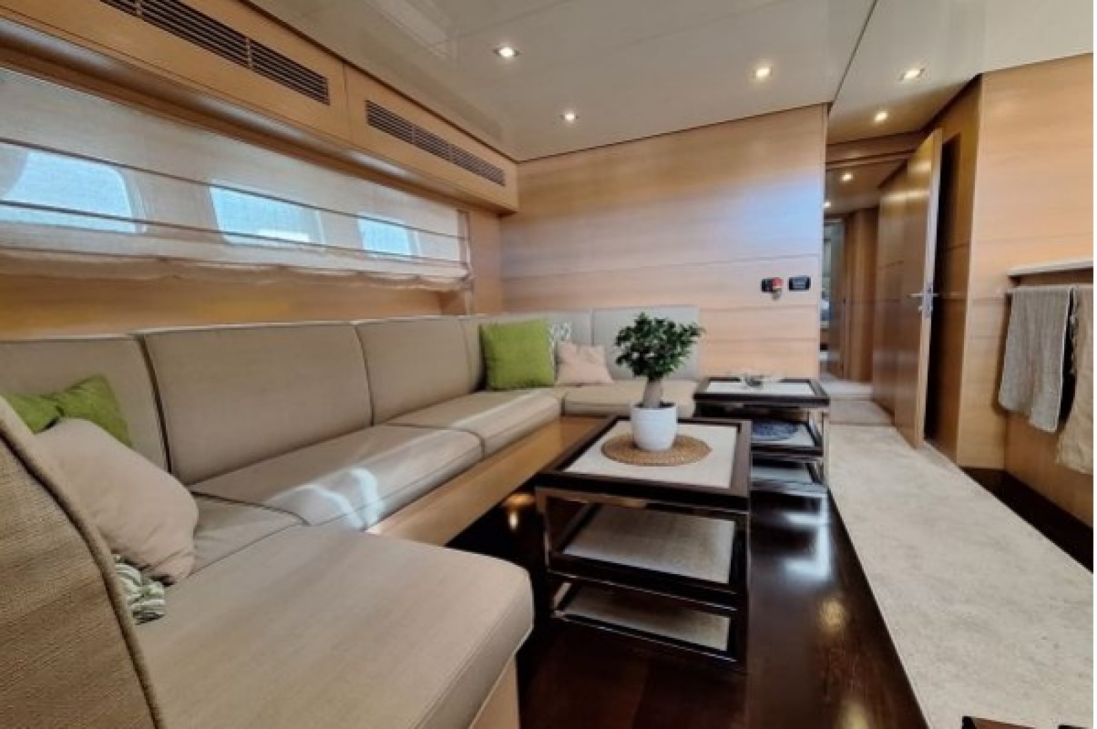 86ft Cerri Cantieri Navali Yacht For Sale