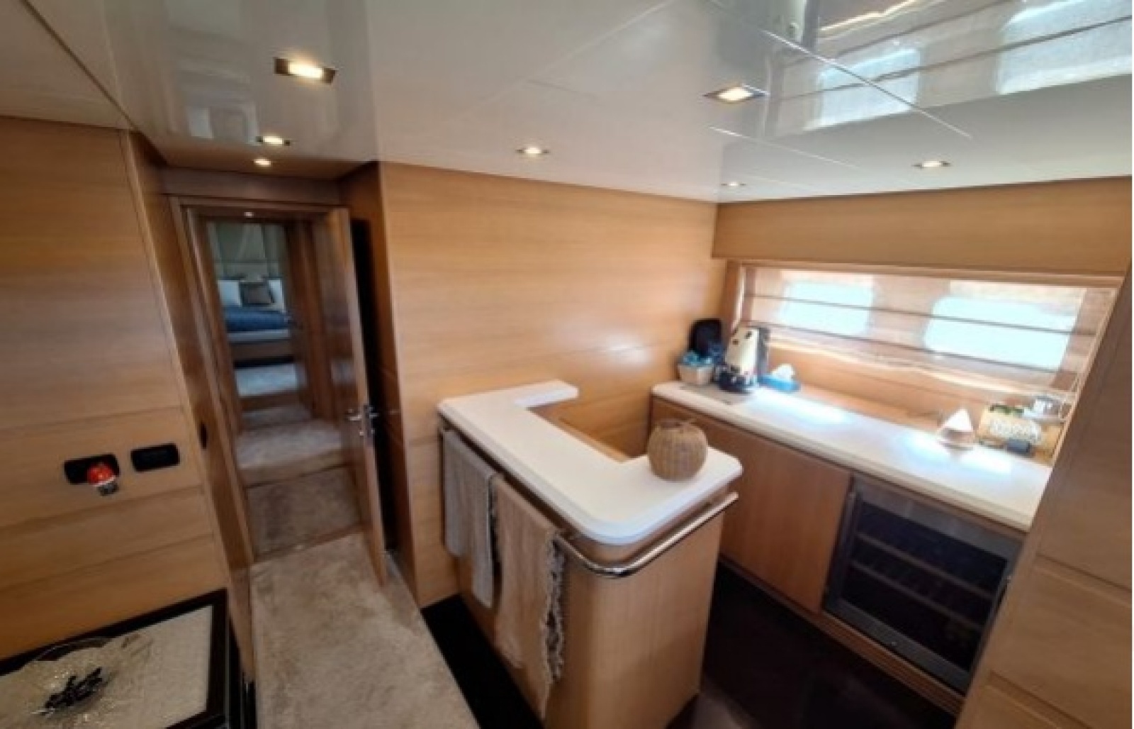 86ft Cerri Cantieri Navali Yacht For Sale