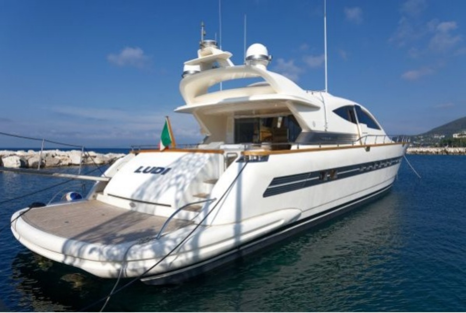 86ft Cerri Cantieri Navali Yacht For Sale