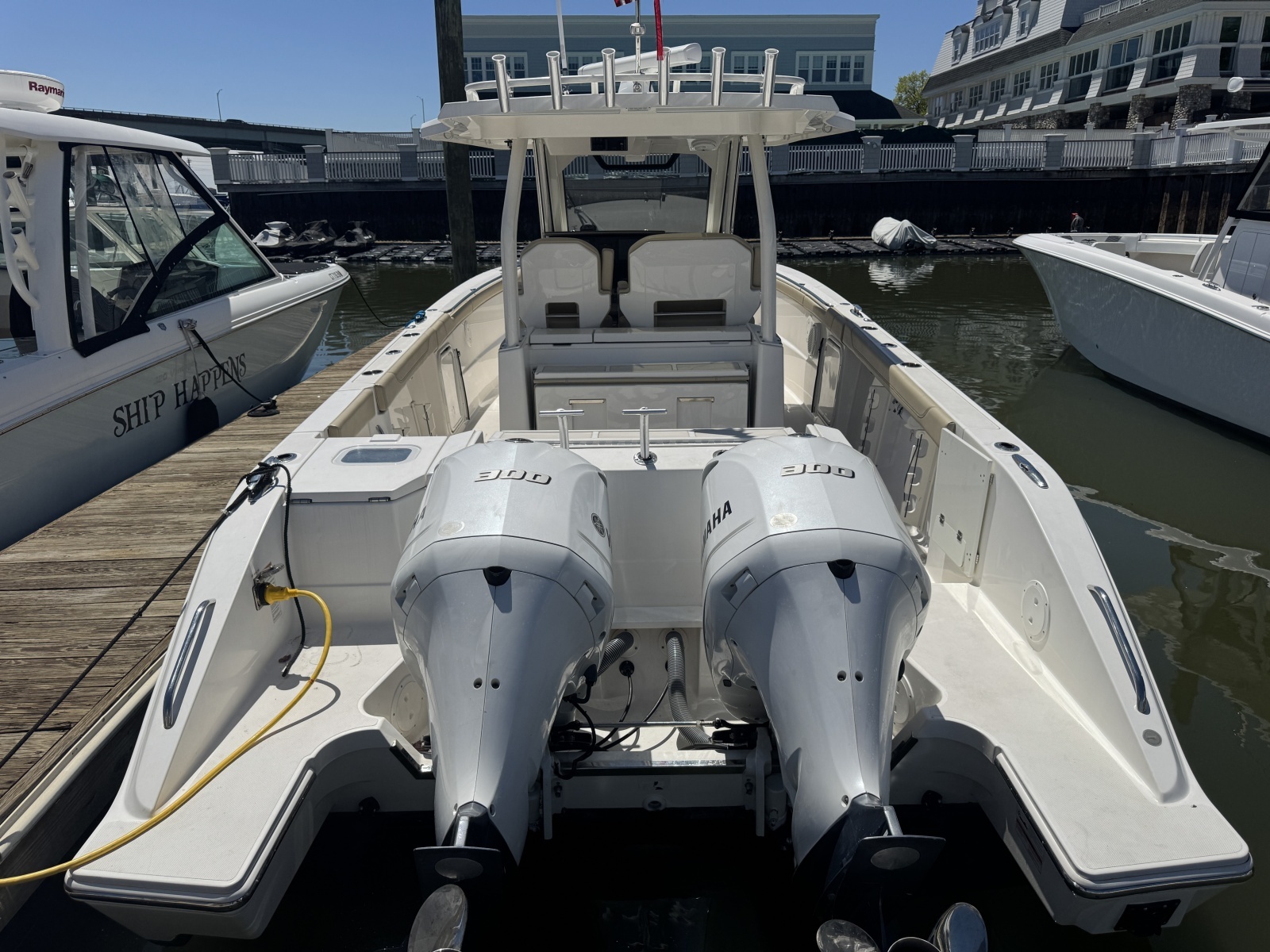 2019 Pursuit S 328 Sport