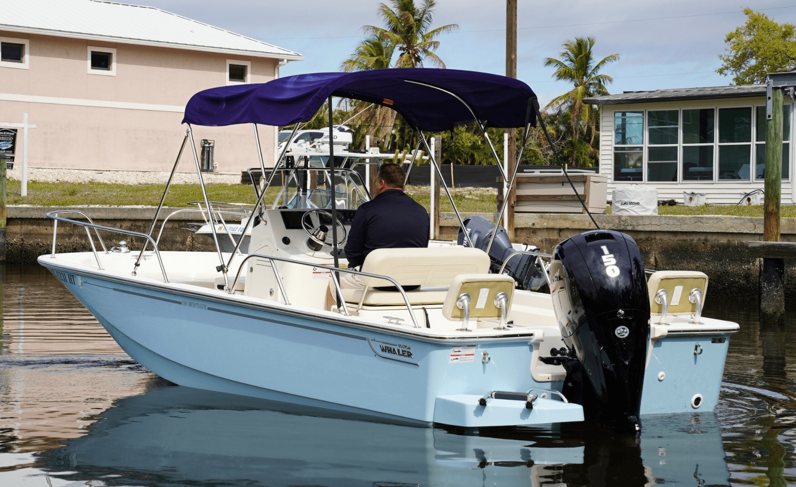 2023 Boston Whaler 190 Montauk