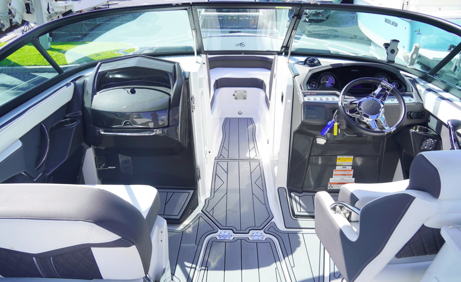 2023 Monterey 255SS