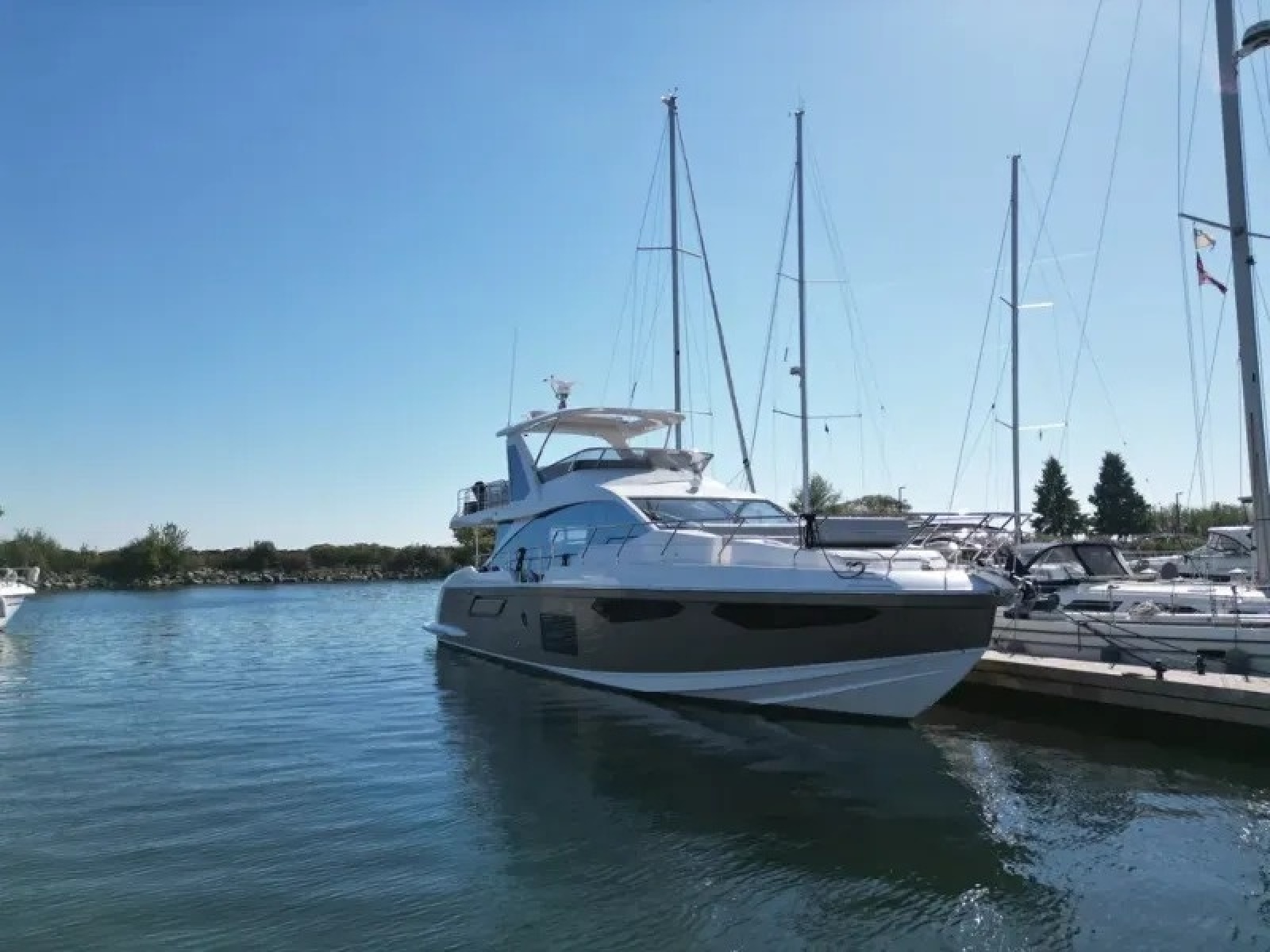 2024 Azimut FLY 60