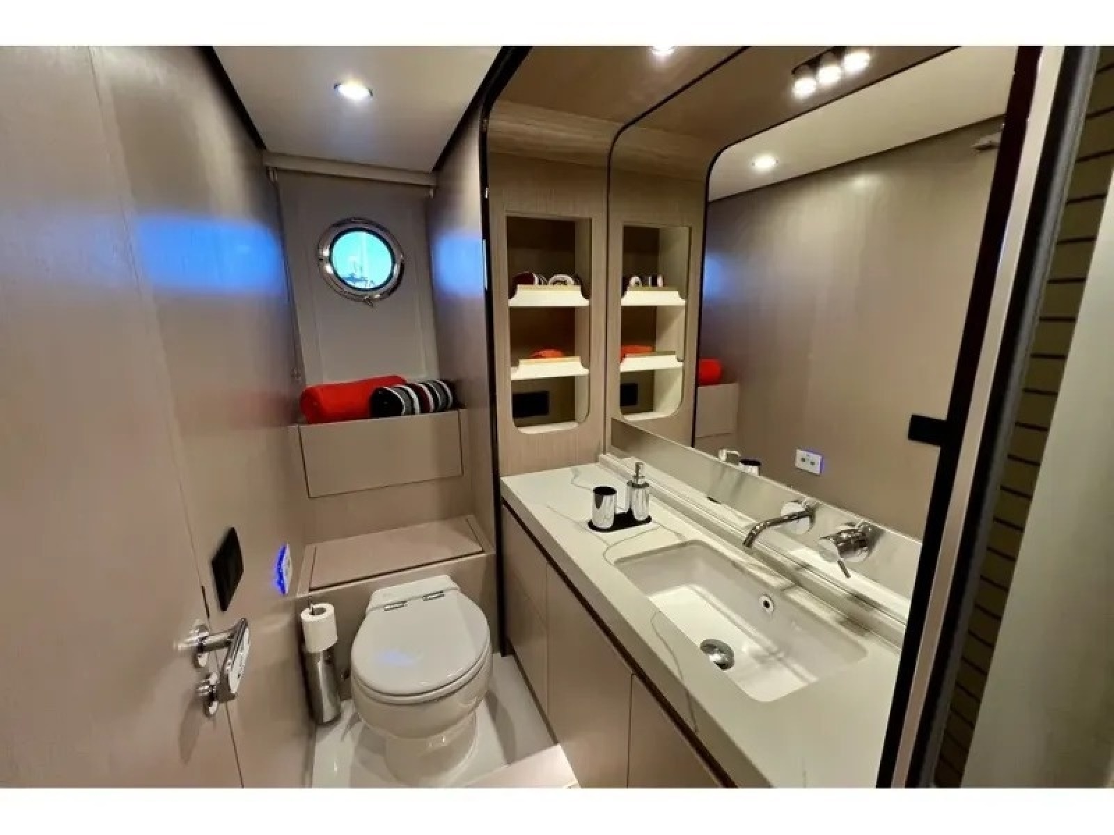 2024 Azimut FLY 60