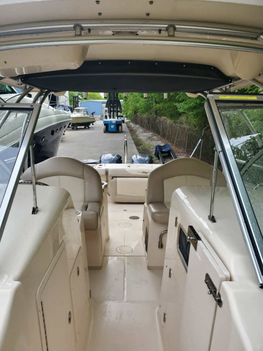 30ft Grady White Yacht For Sale